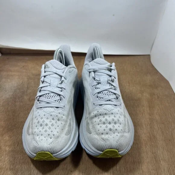 Hoka One One Clifton 9 Women's Size 8 B(Medium) Running Shoes White - Picture 2 of 9